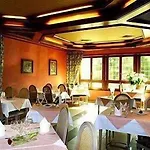 Restaurant A L'aigle Hotel 2*
