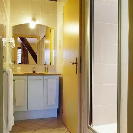 Restaurant A L'aigle ホテル