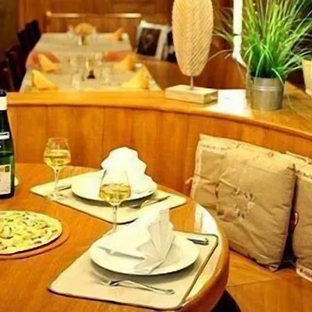 Restaurant A L'aigle Hotel Wimmenau