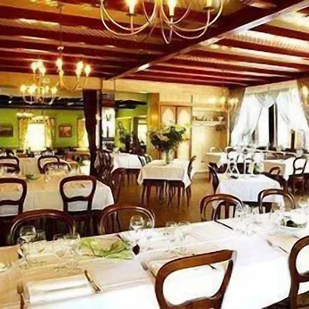 Restaurant A L'aigle 酒店