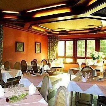 Restaurant A L'aigle Hotel 2*