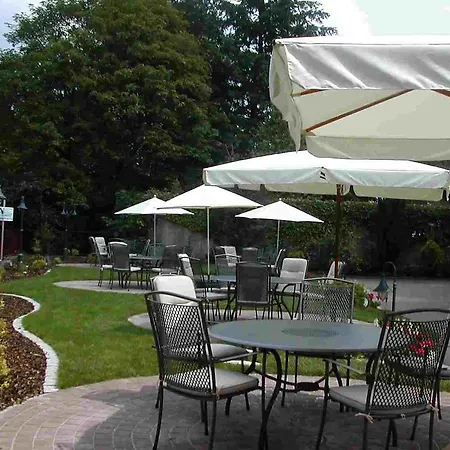 Restaurant A L'aigle Hotell Wimmenau